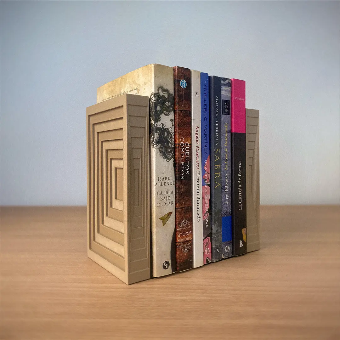 Strix Bookend - 3D Printable Model