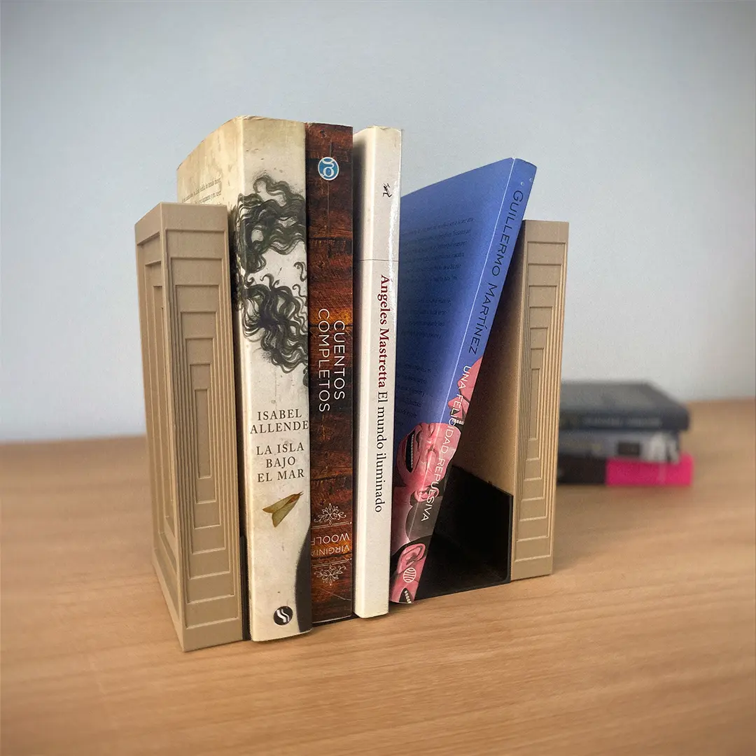 Strix Bookend - 3D Printable Model